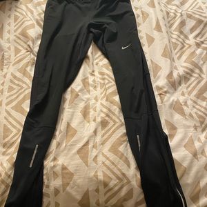 Nike Black Full Length Leggings w/ Zipper on the ankles